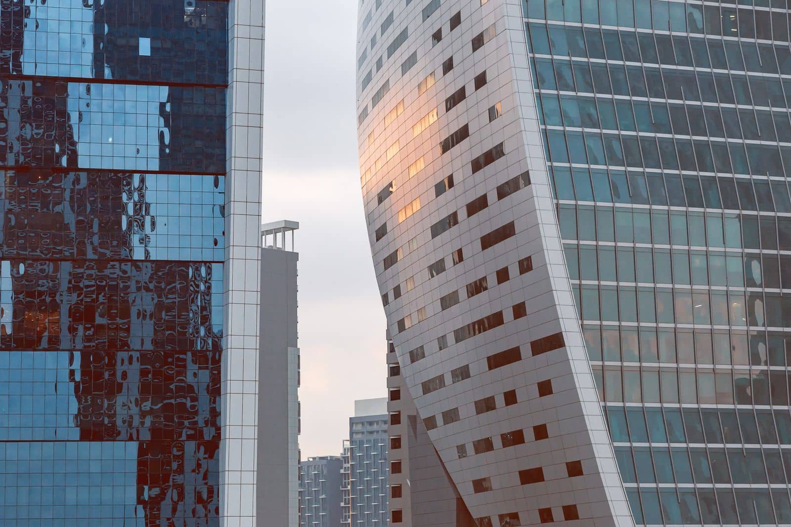 Contemporary tower architecture at Iris Bay, Dubai